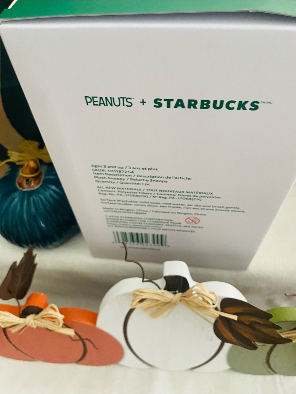 Peanuts x Starbucks White Plush Snoopy Dog - Collaboration - Picture 5 of 6
